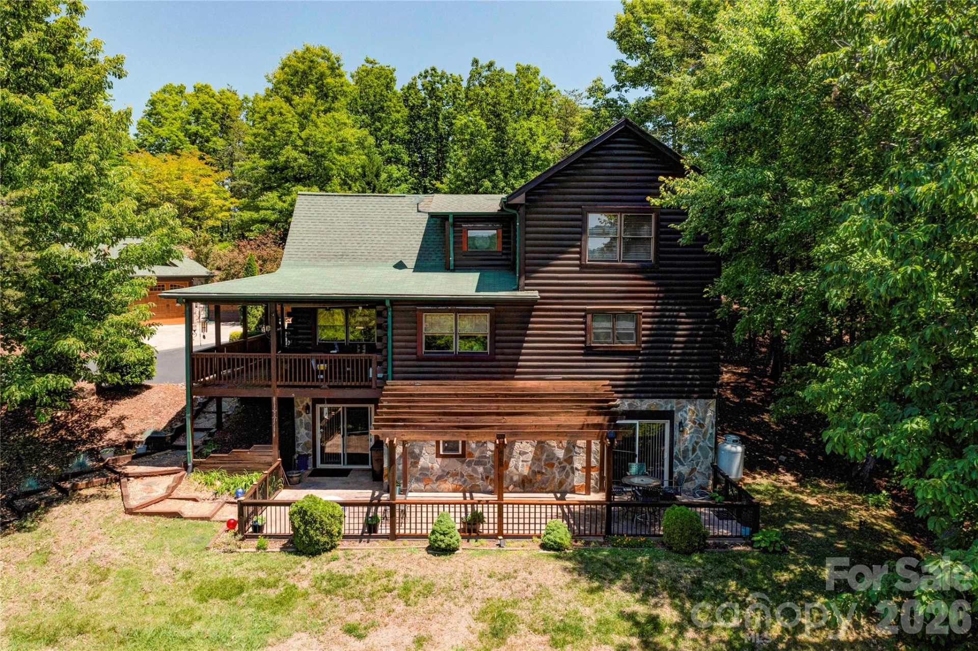389 Woodgate Drive - Photo 7
