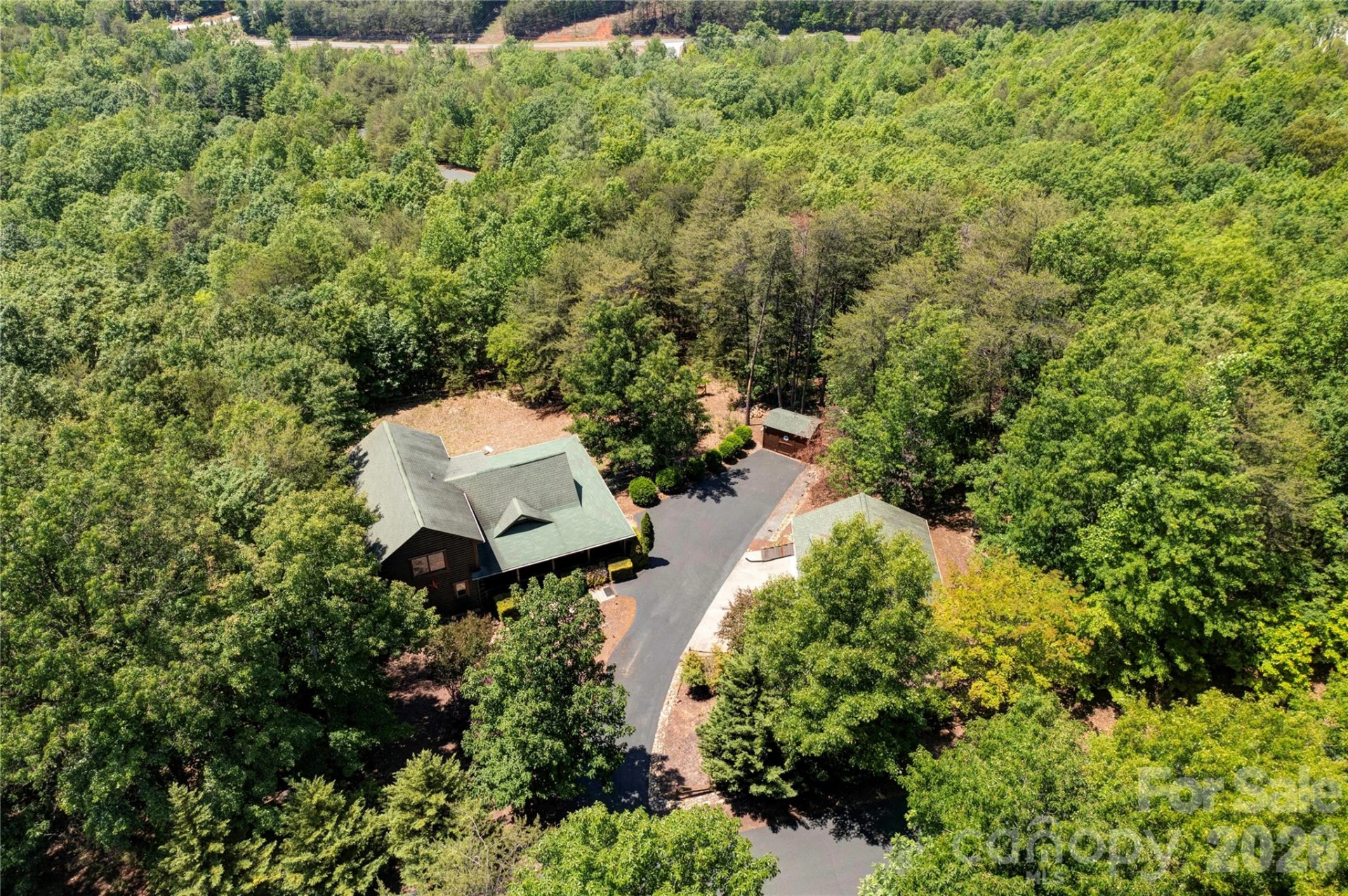 389 Woodgate Drive - Photo 9