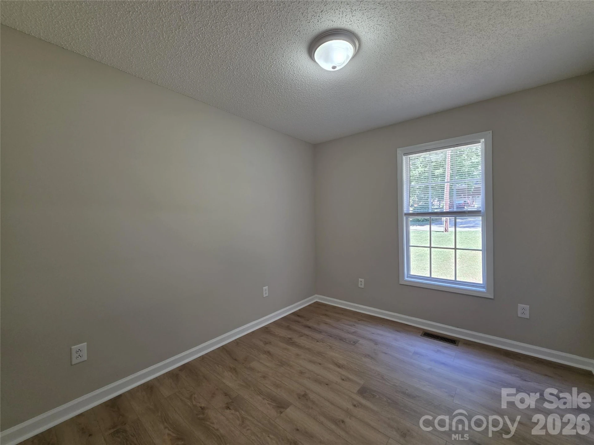 1225 Beard Street - Photo 9