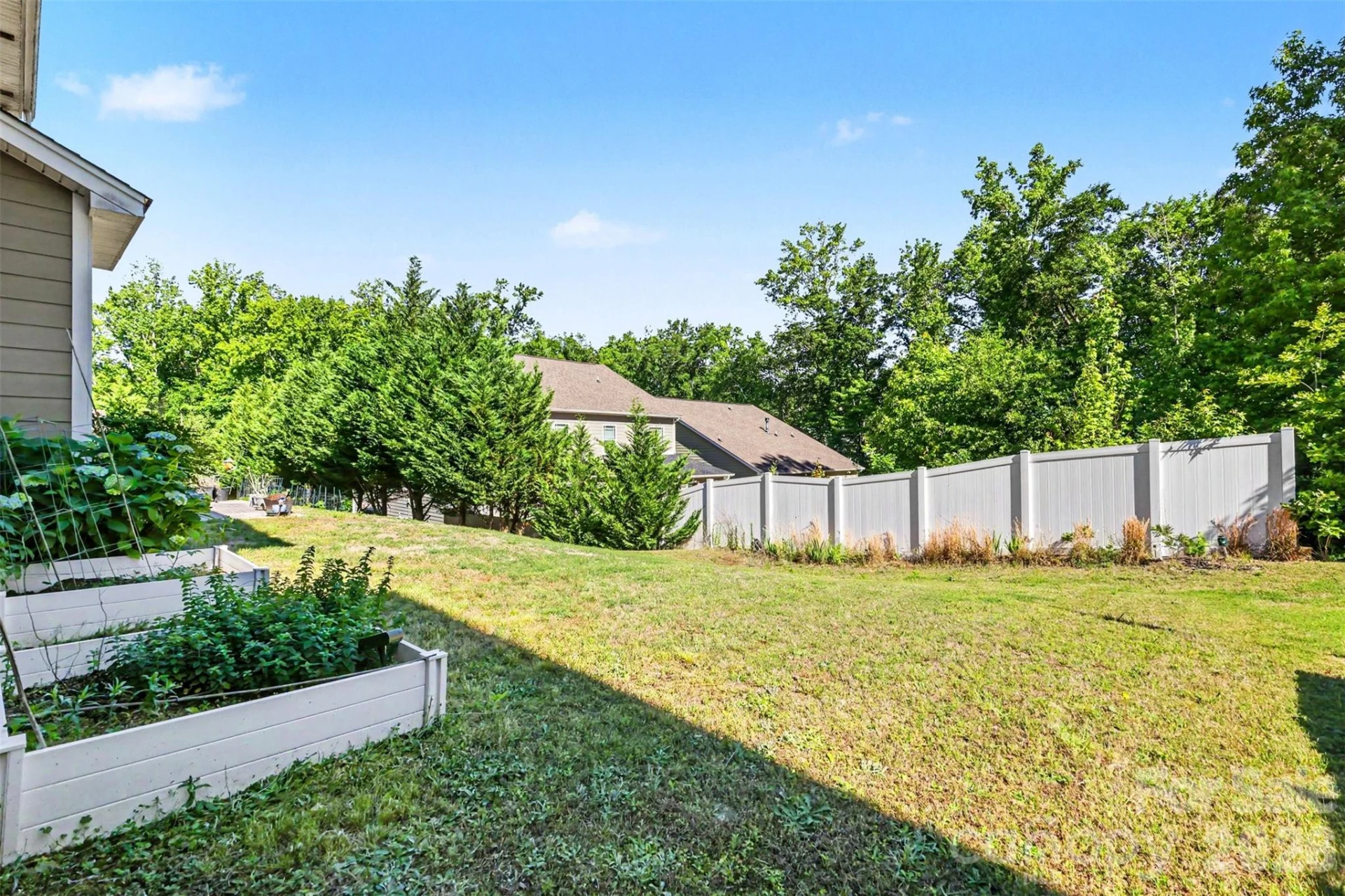 1376 Rainier Drive - Photo 30