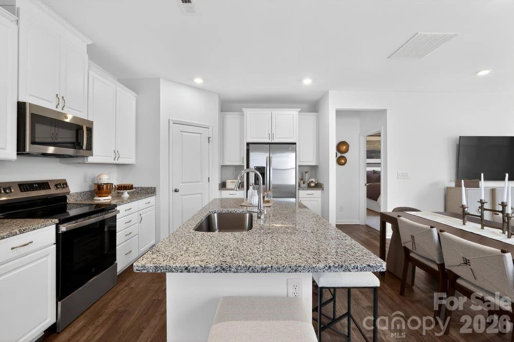407 Silver Birch Court - Photo 7