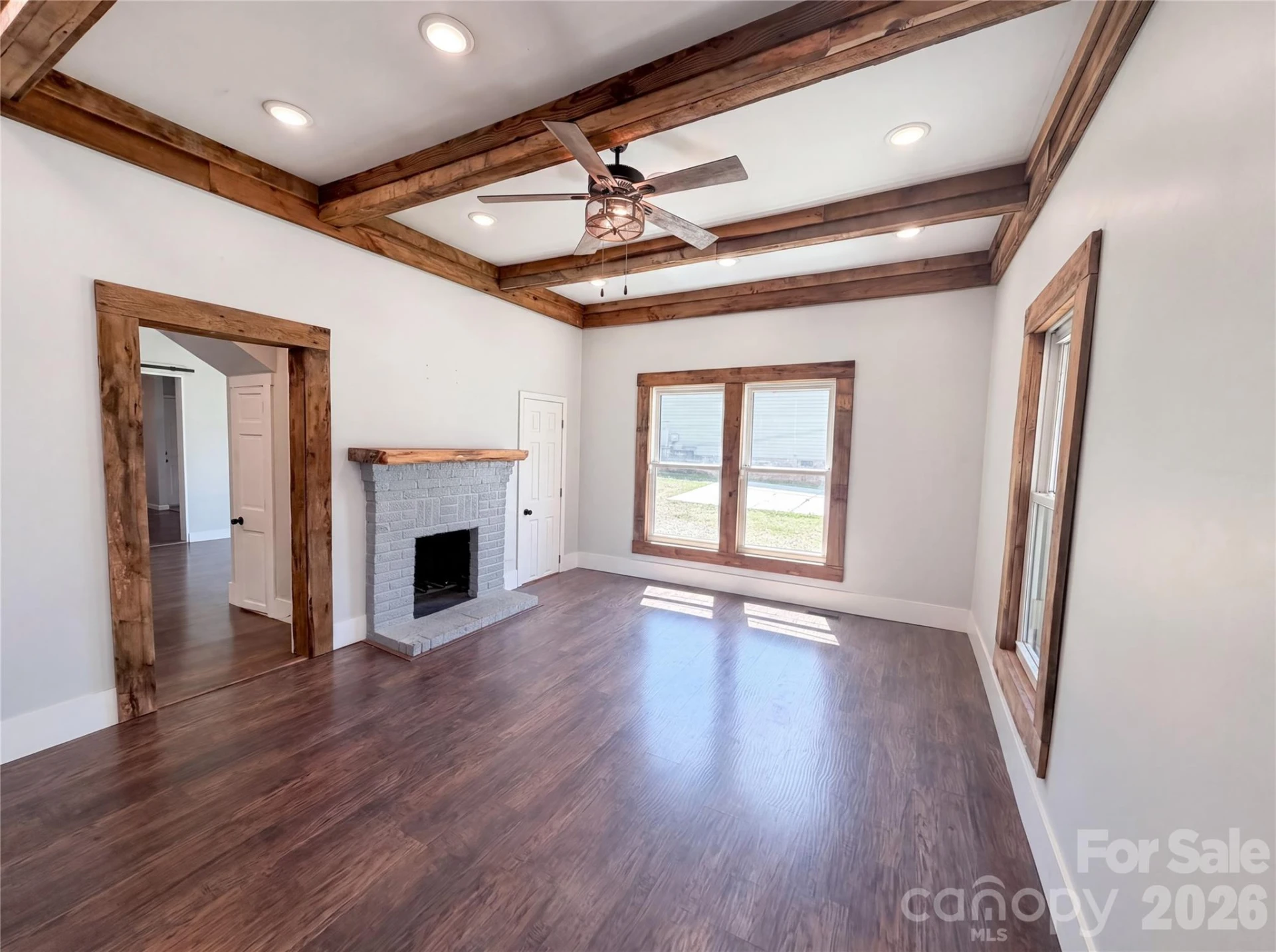 406 Dingler Avenue - Photo 3
