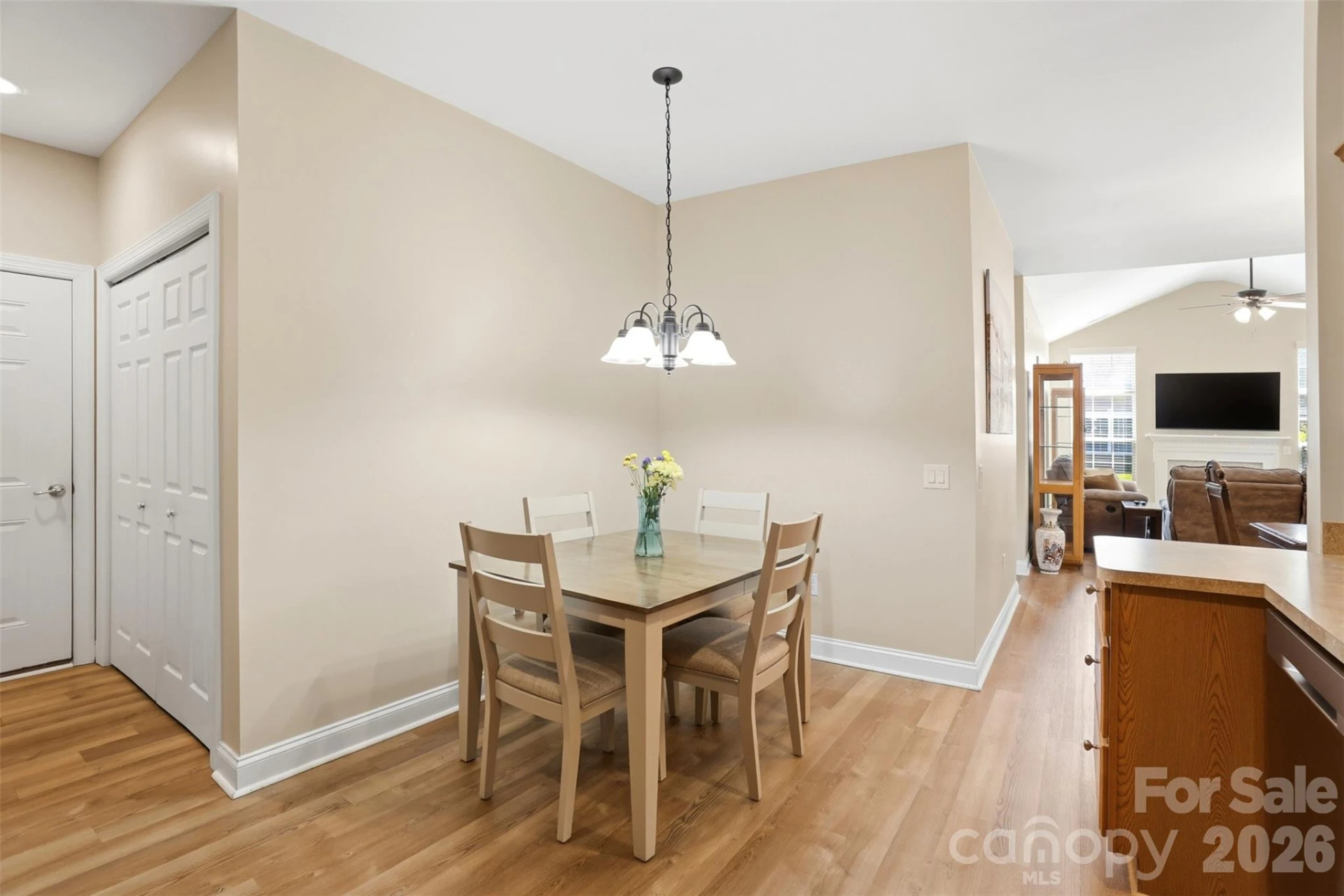 2118 Castle Court - Photo 18