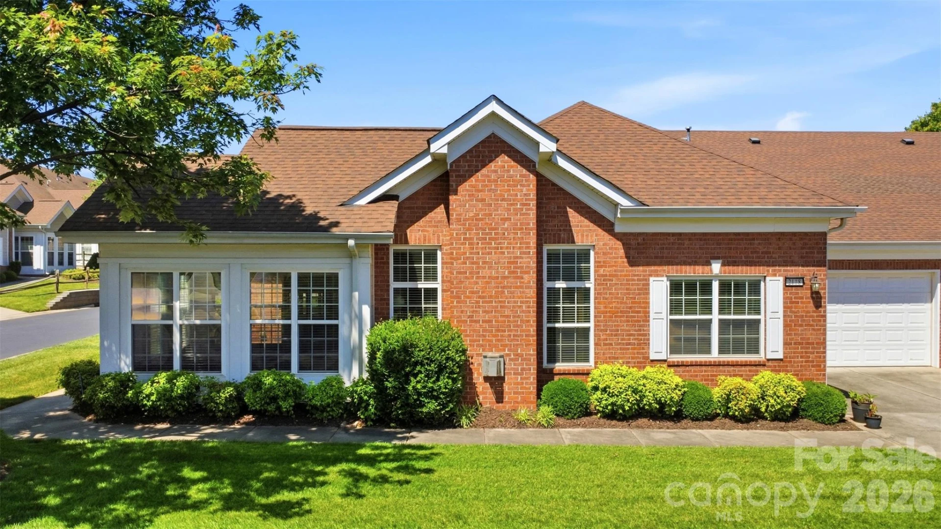 2118 Castle Court - Photo 32