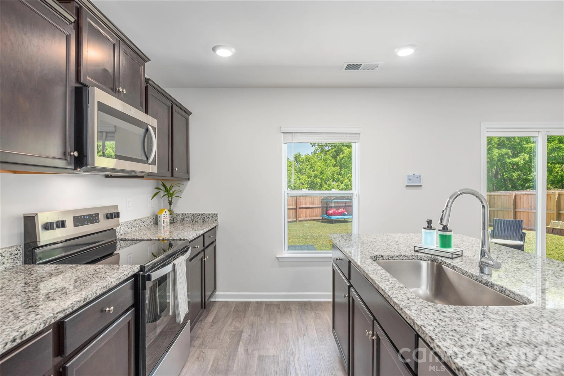 8 Madelyn Drive - Photo 14
