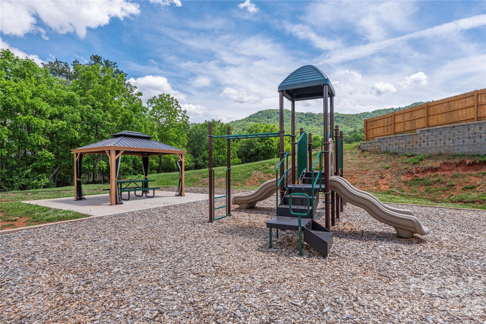 8 Madelyn Drive - Photo 37