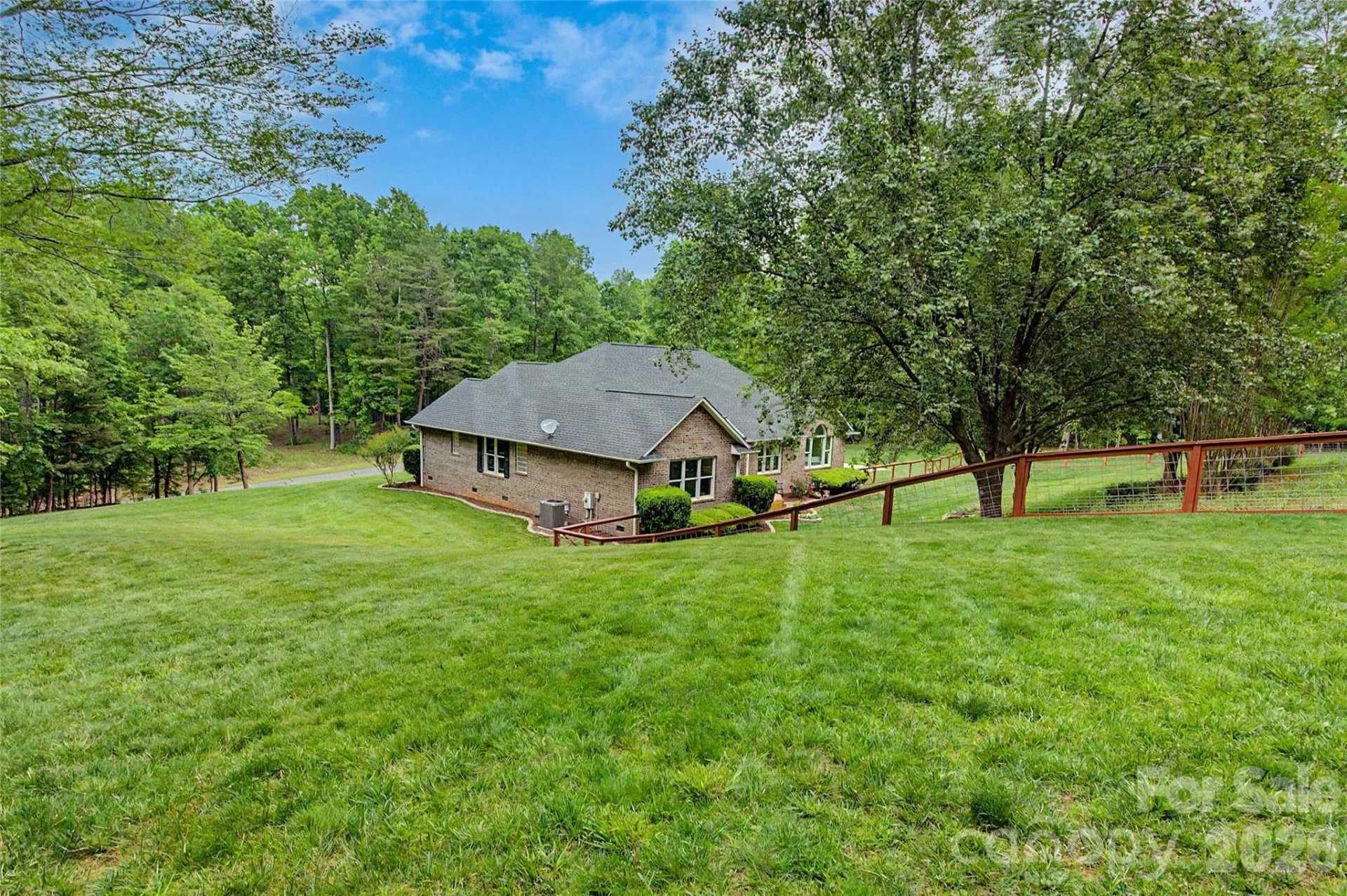 293 Bent Tree Drive - Photo 5