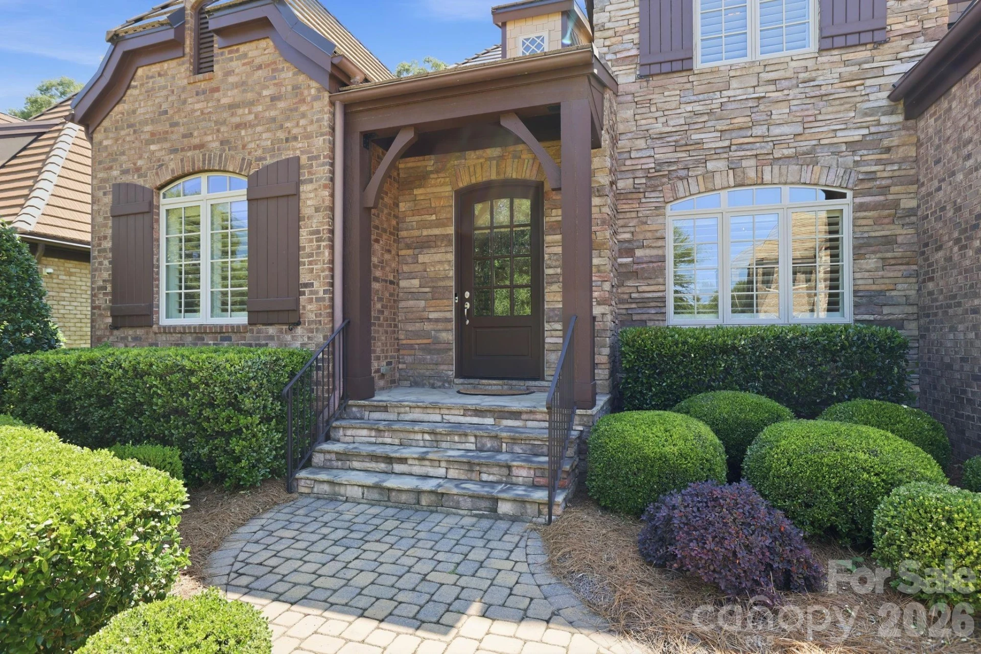 601 Belle Meade Court - Photo 3