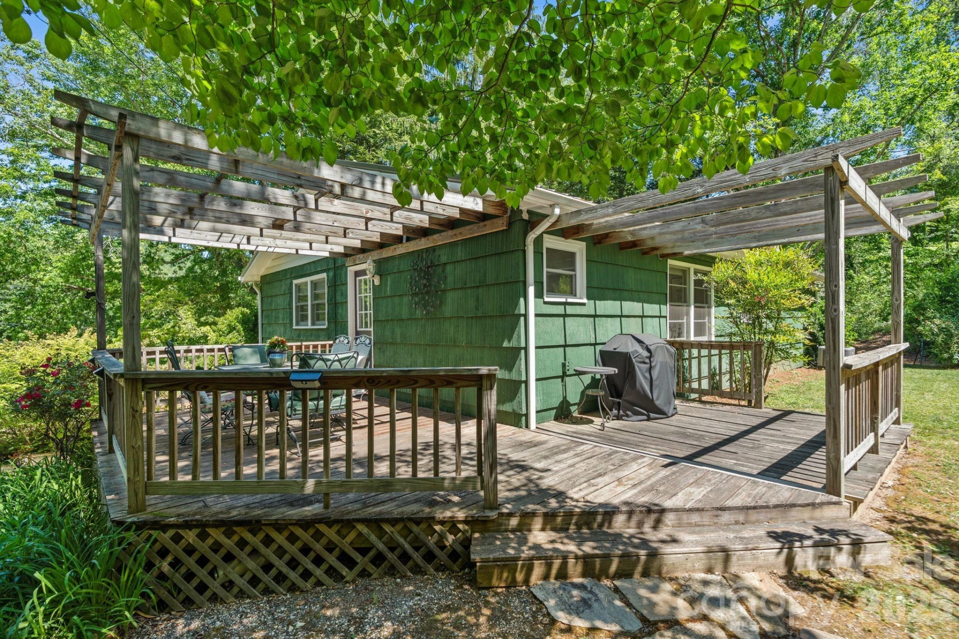 281 Rose Hill Road - Photo 5