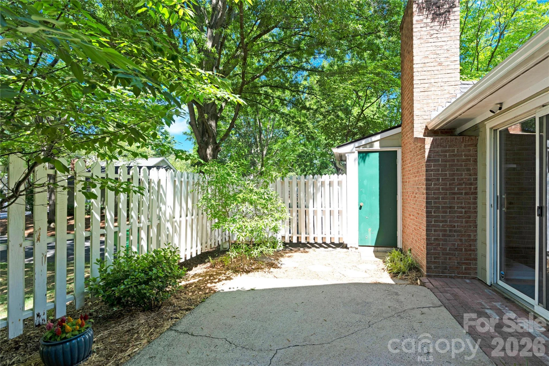 2734 Tiergarten Lane - Photo 32