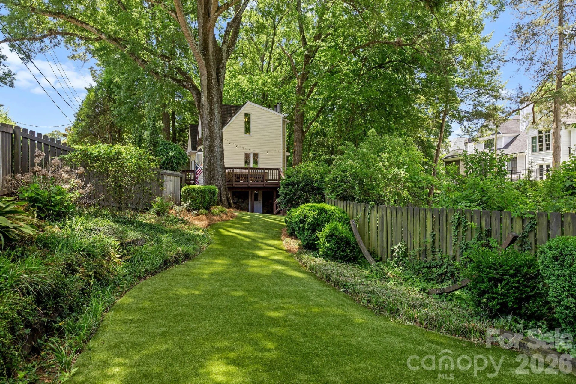 1512 Ideal Way - Photo 32