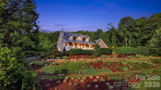 15 Racoon Point