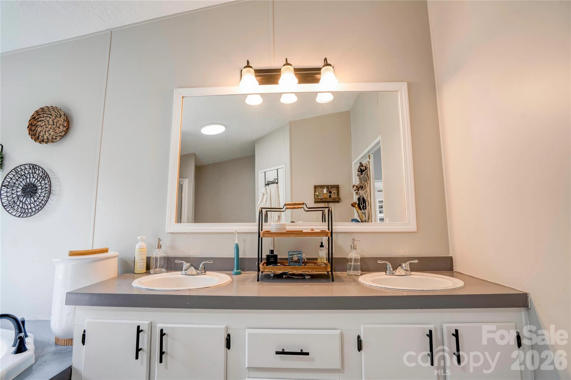 251 Indian Trail - Photo 22
