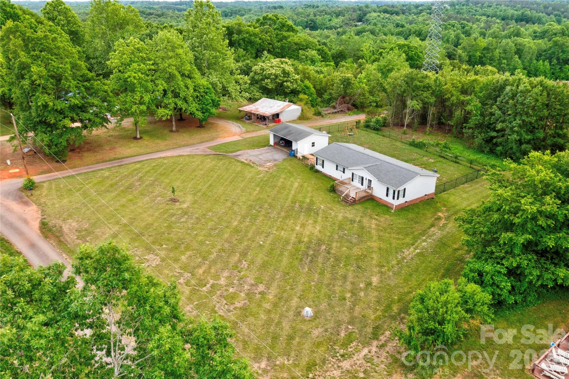 251 Indian Trail - Photo 4