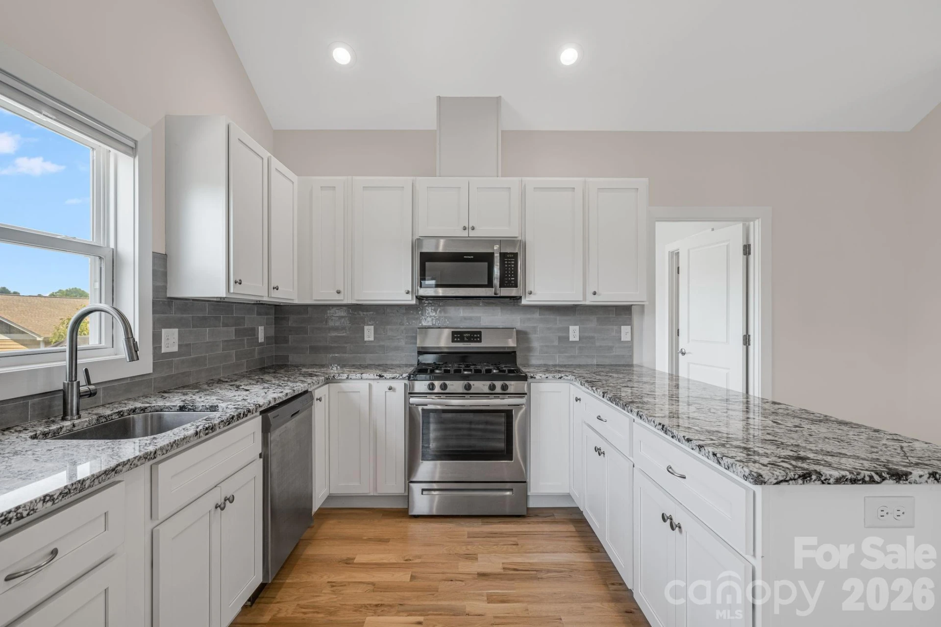 215 Oak Meadow Lane - Photo 7