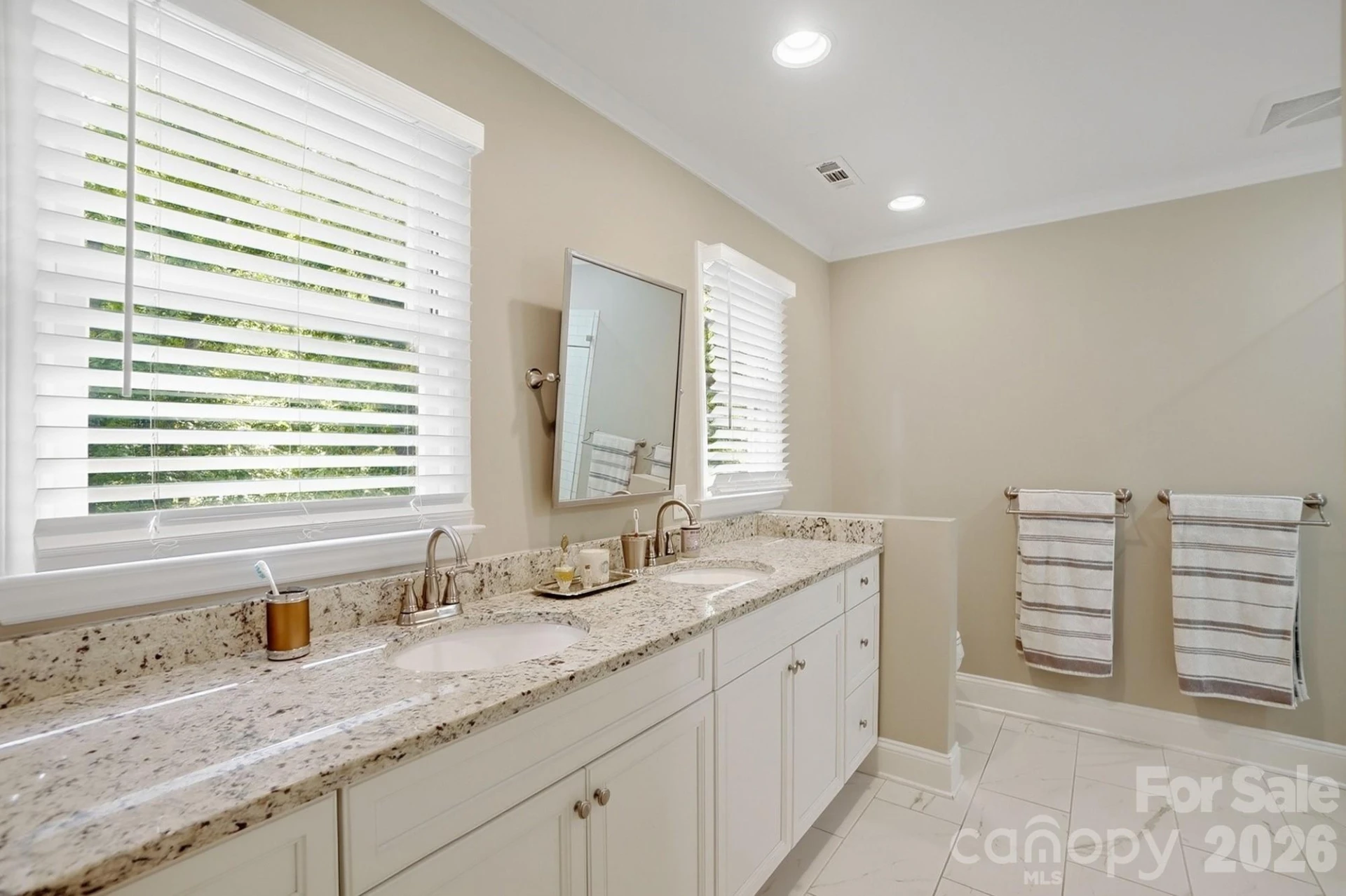 9918 Providence Forest Lane - Photo 23