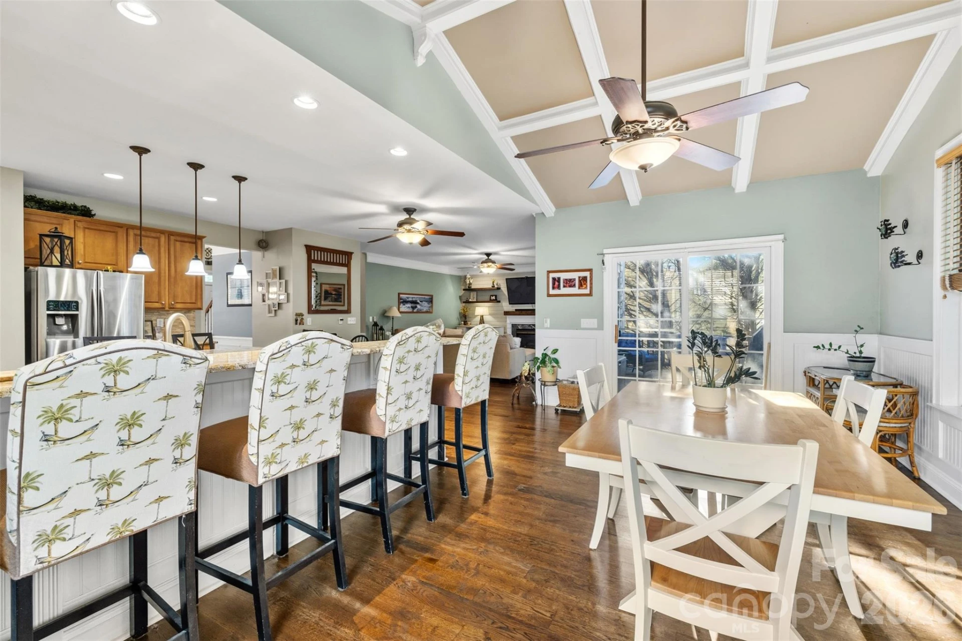 7453 Mountain Ridge Drive