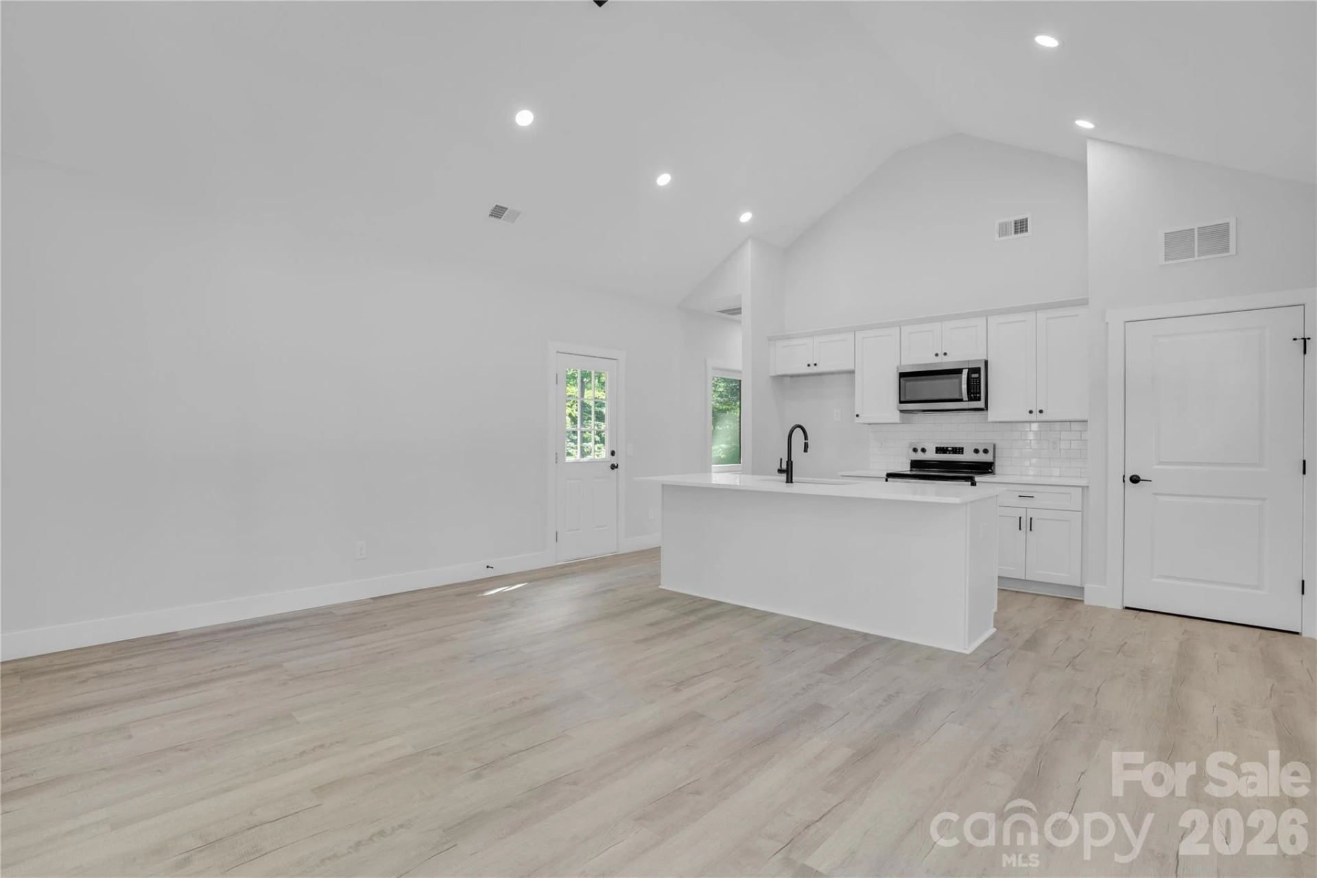 3425 Mission Trail - Photo 4
