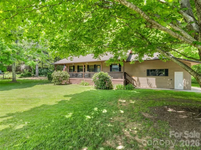 165 Clearwater Drive, Waynesville, NC, 28785