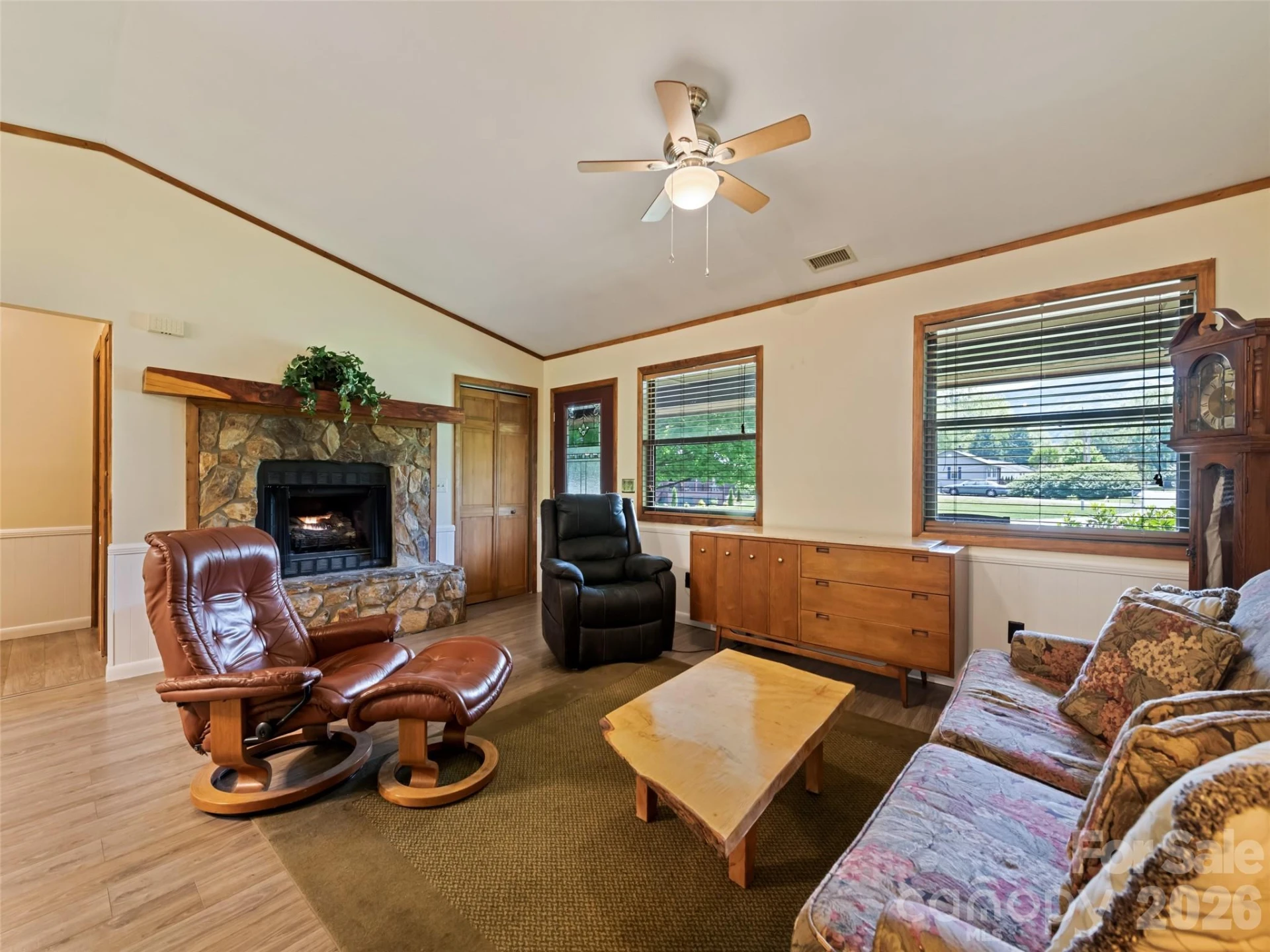 165 Clearwater Drive - Photo 11