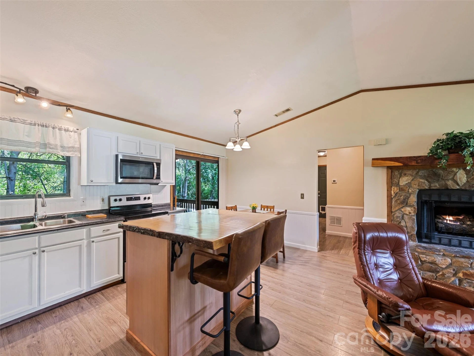 165 Clearwater Drive - Photo 16