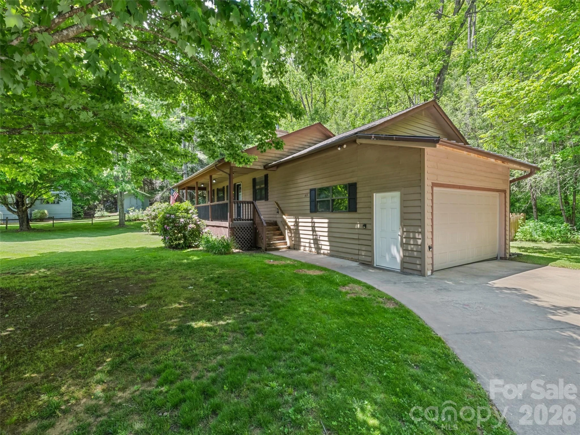 165 Clearwater Drive - Photo 3