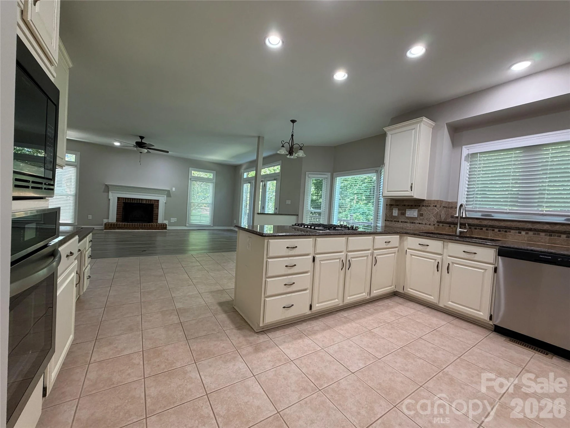 4714 Avonwood Lane - Photo 11