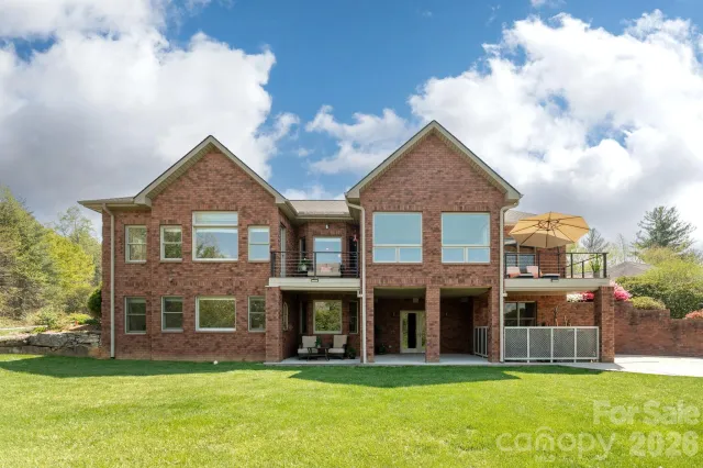 28 Tudor Crescent Court, Hendersonville, NC, 28739