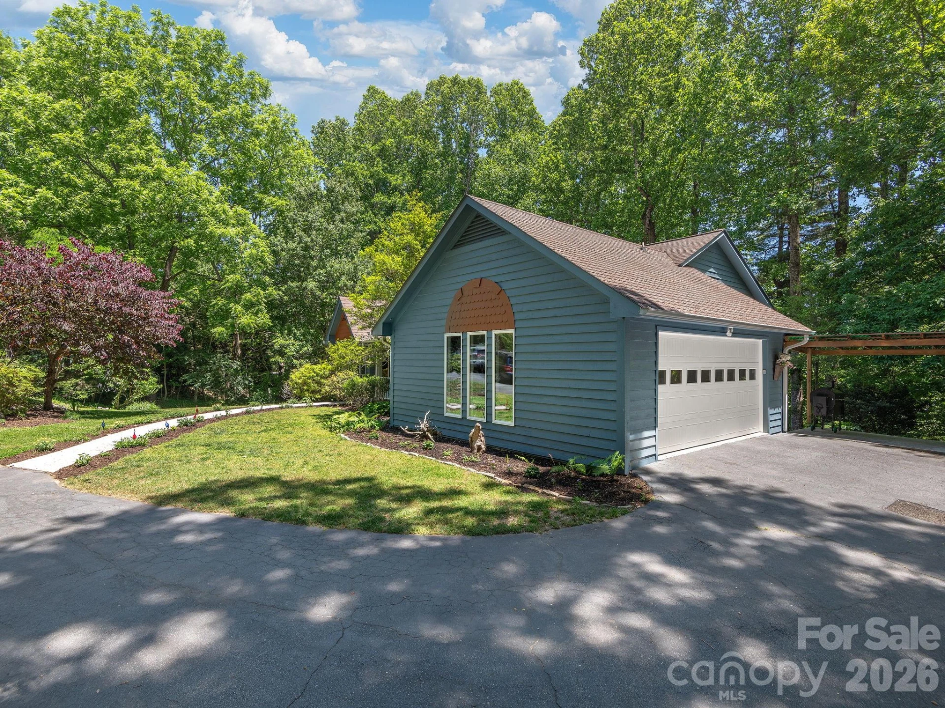 3942 Laurel Park Highway - Photo 2