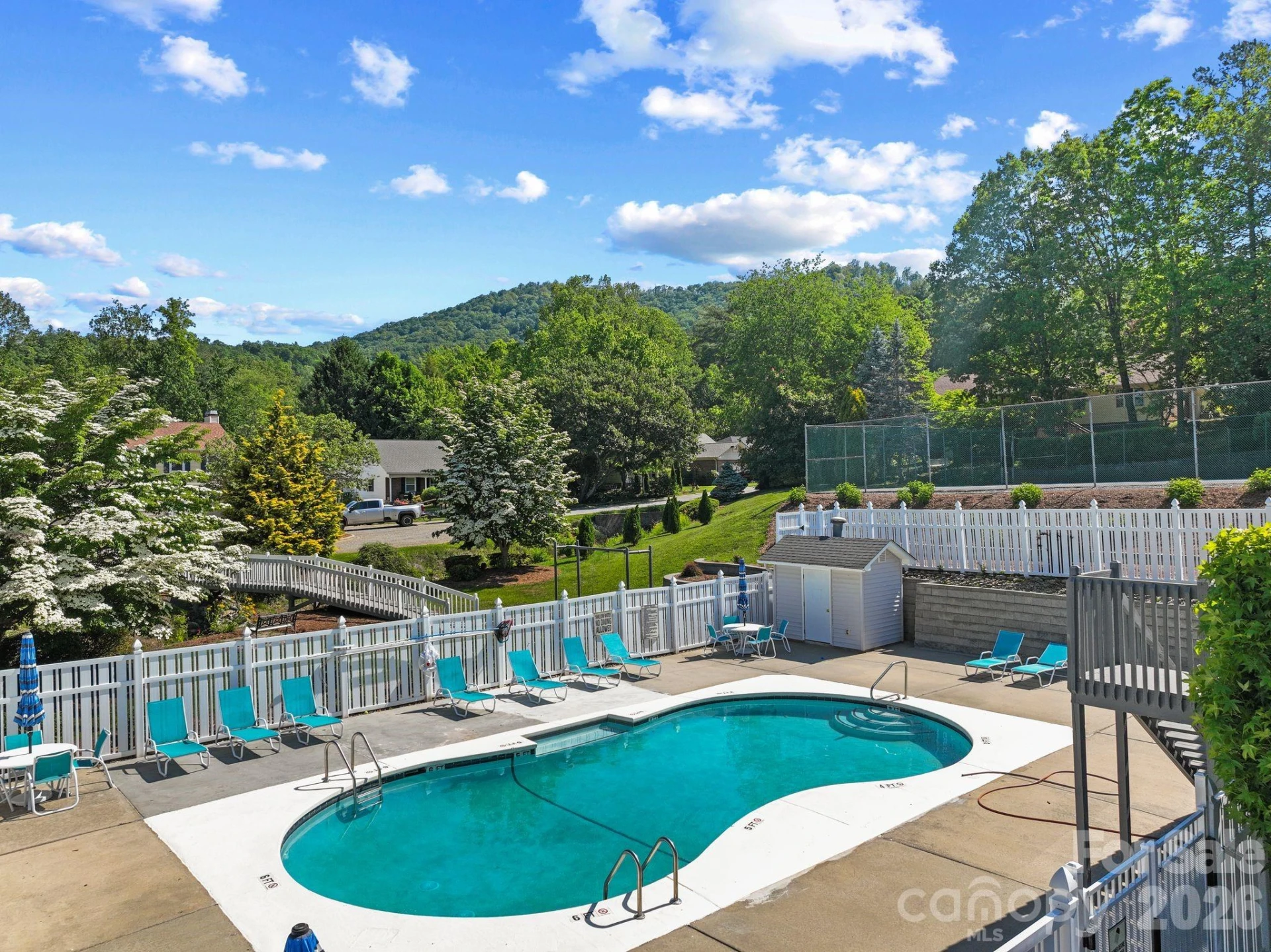 2 Gatehouse Court - Photo 29