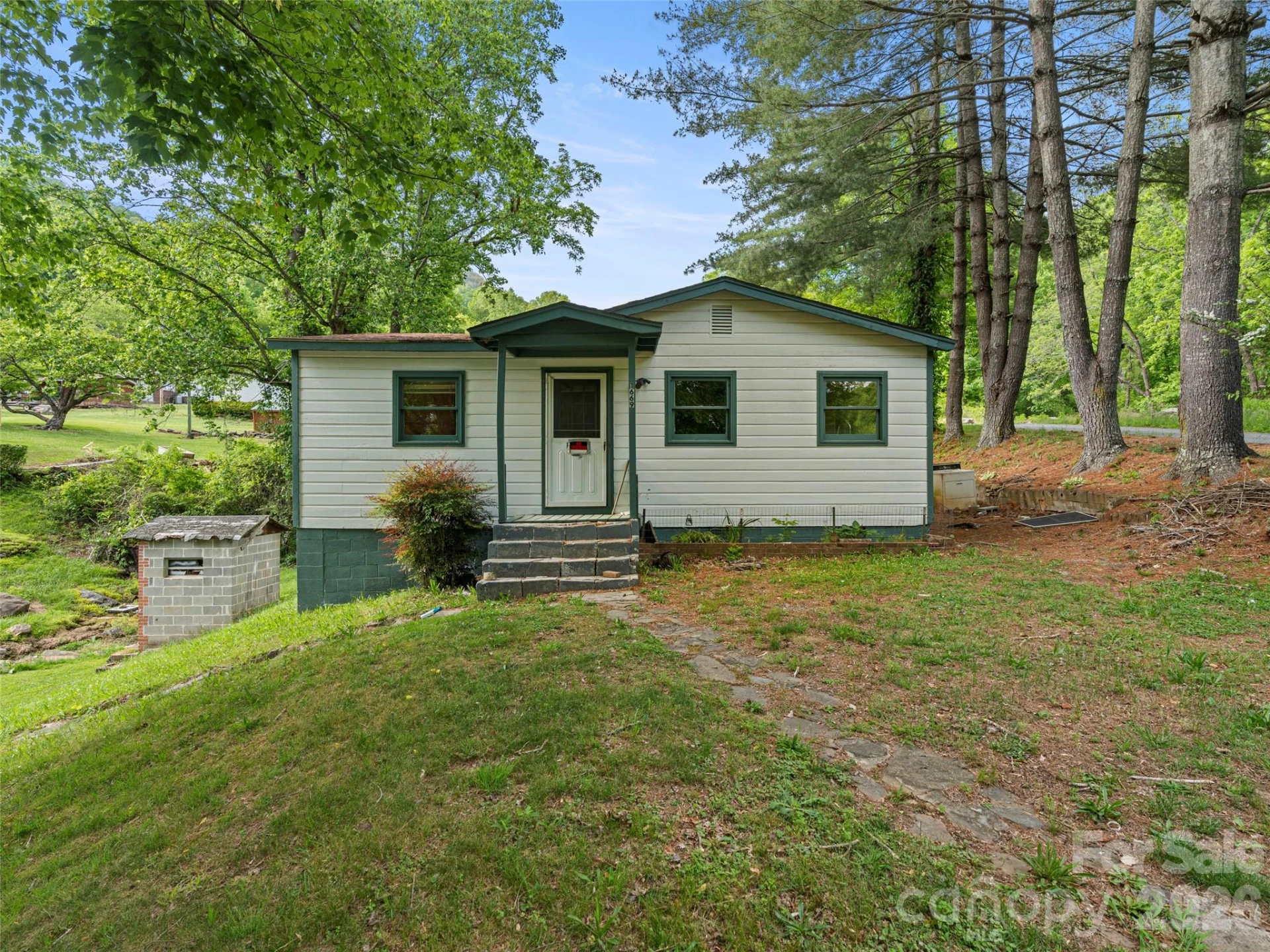 1669 Fisher Creek Road - Photo 2