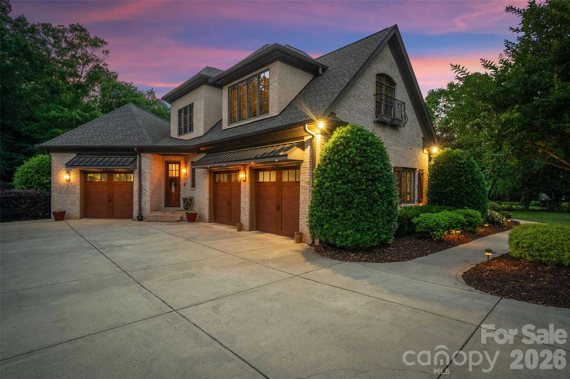 8905 Whirlaway Lane - Photo 5