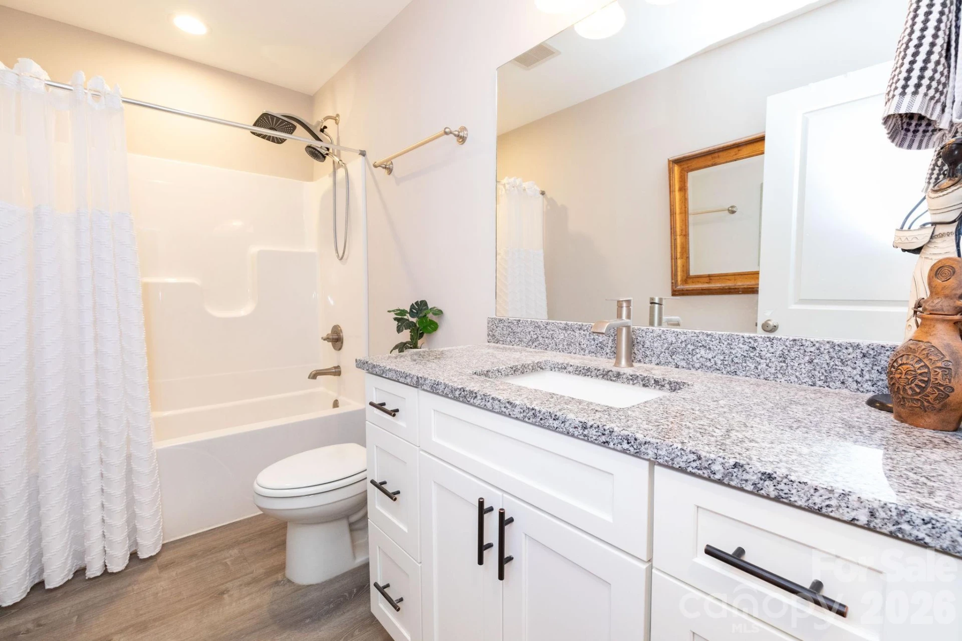 30 Edmond Woods Place - Photo 21