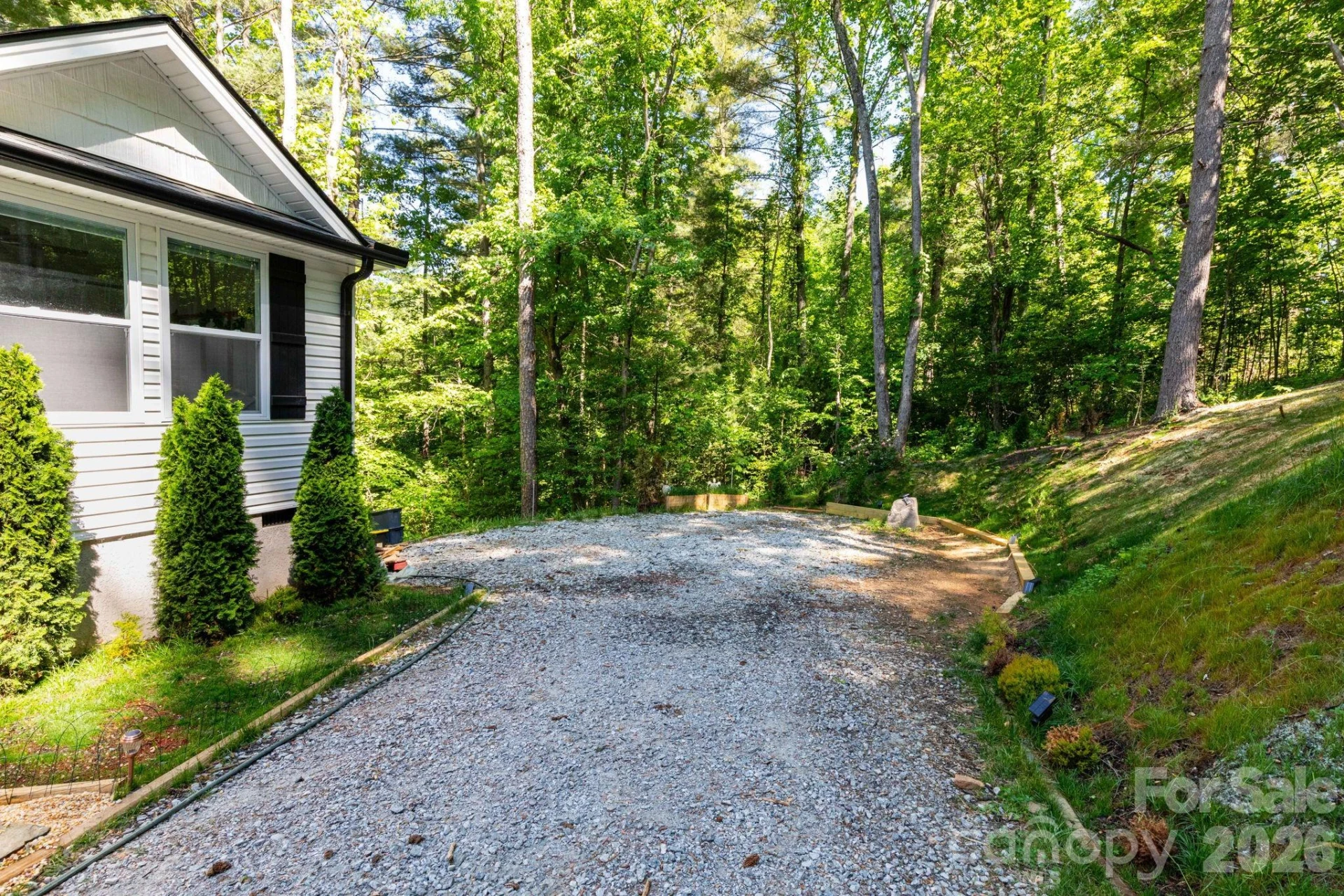 30 Edmond Woods Place - Photo 27