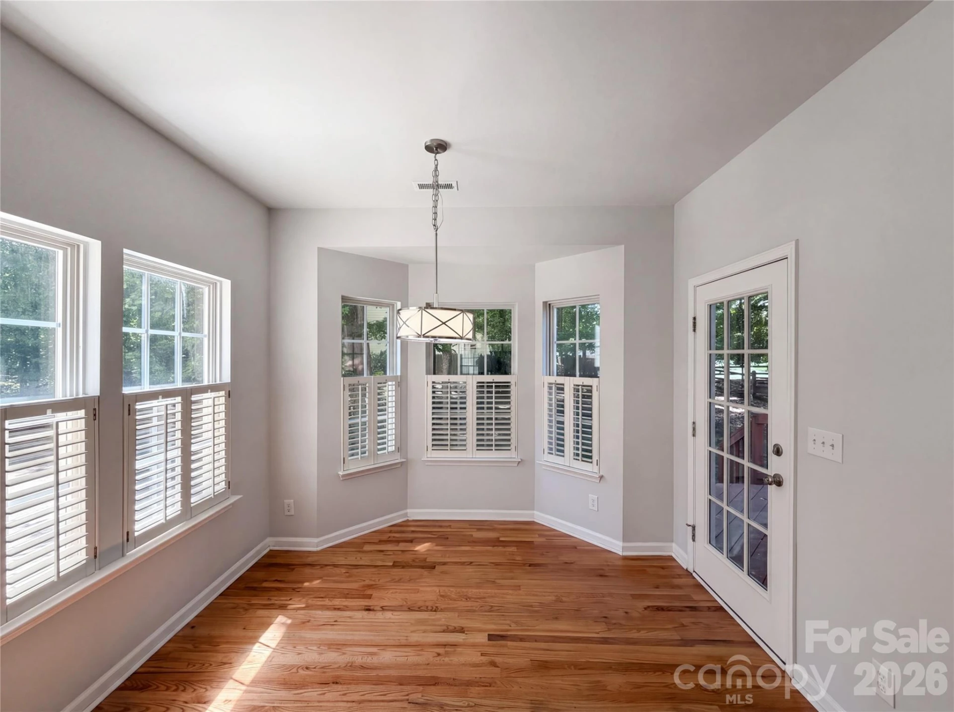 2916 Pinewood Hill Drive - Photo 7
