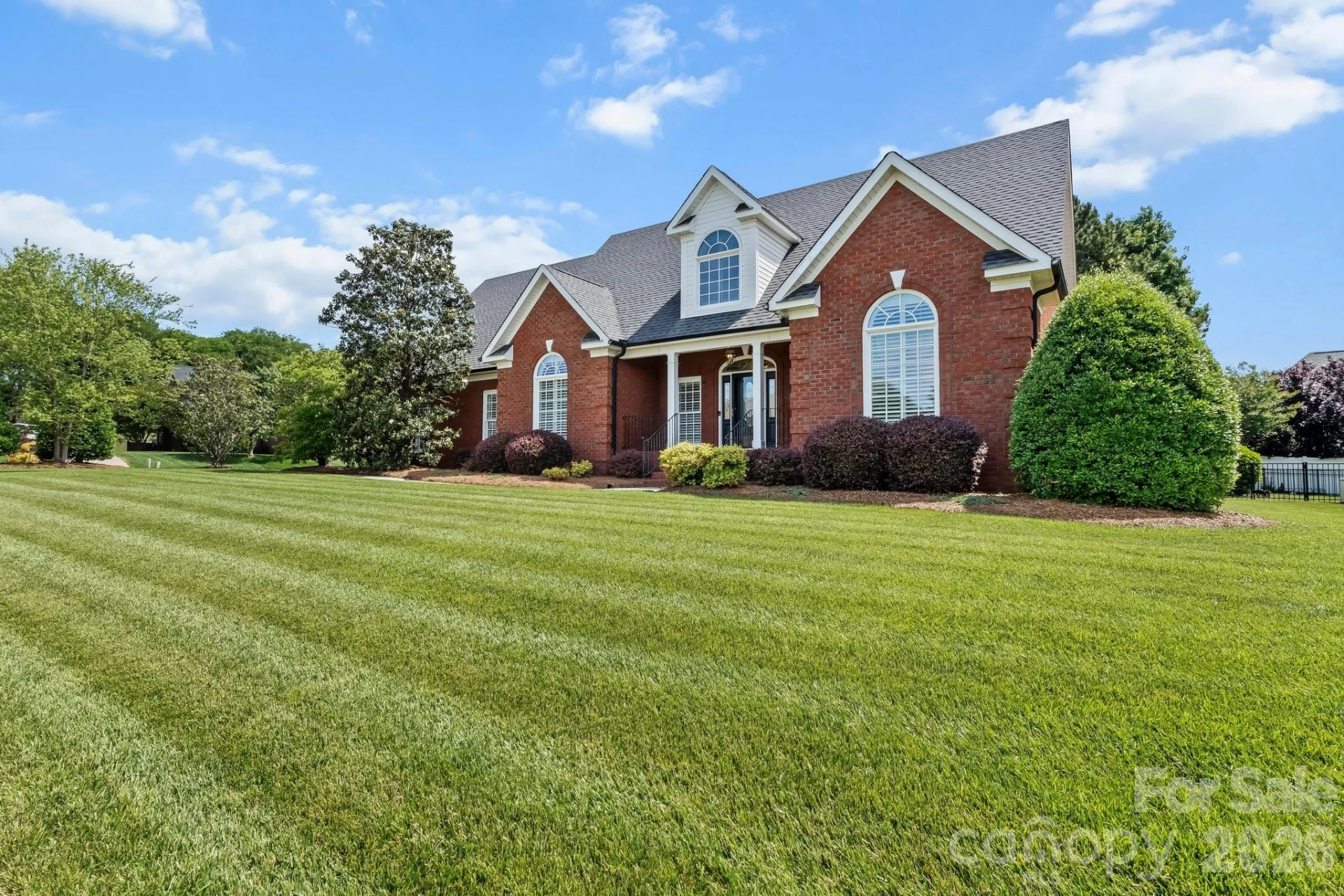 726 Tom Morris Lane - Photo 3