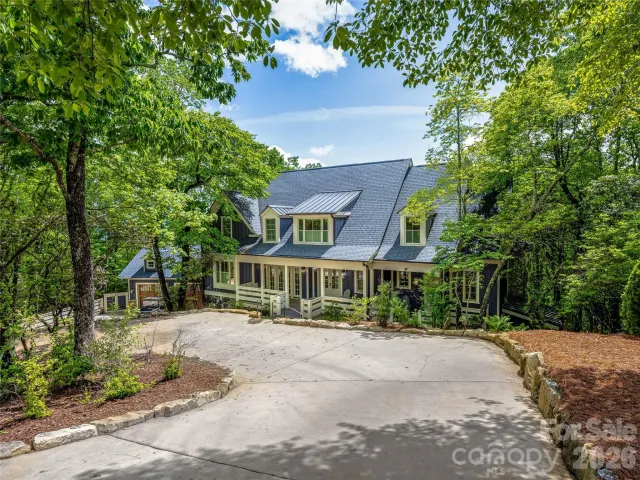 251 Toxaway Court, Lake Toxaway, NC, 28747