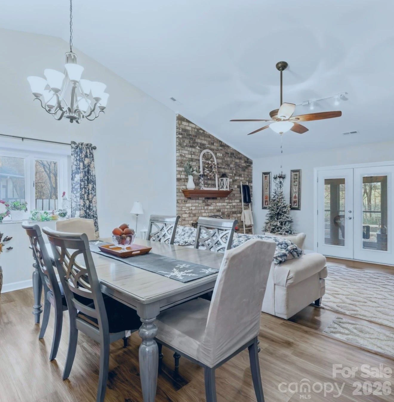 201 Wellington Hills Circle - Photo 5