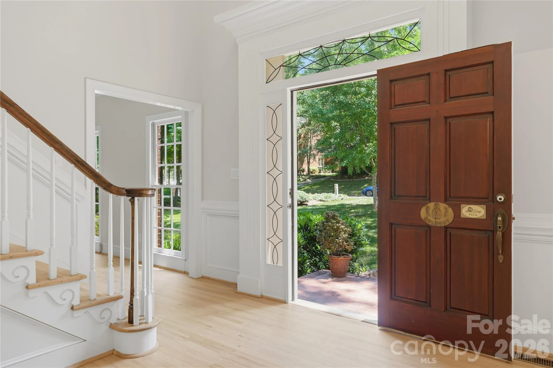 10205 Balmoral Circle - Photo 5