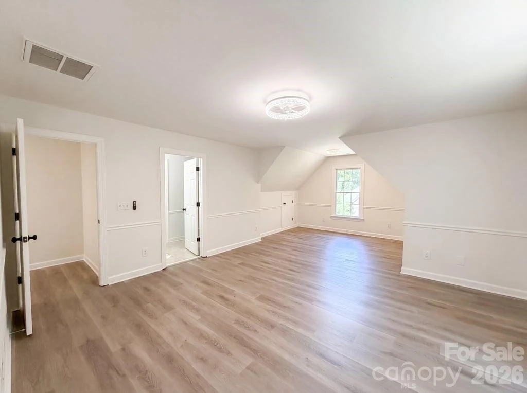 12209 Willingdon Road - Photo 14