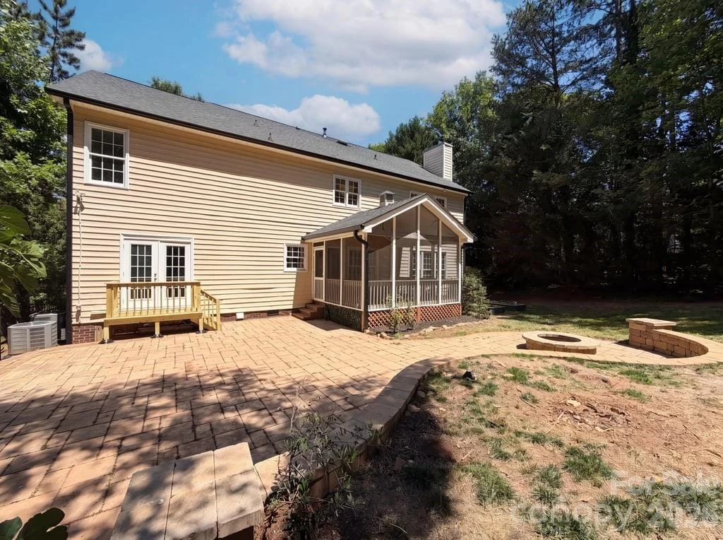 12209 Willingdon Road - Photo 5