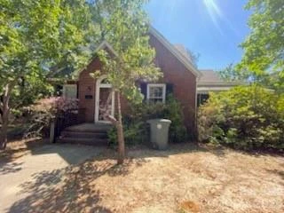413 Rice Street - Photo 2