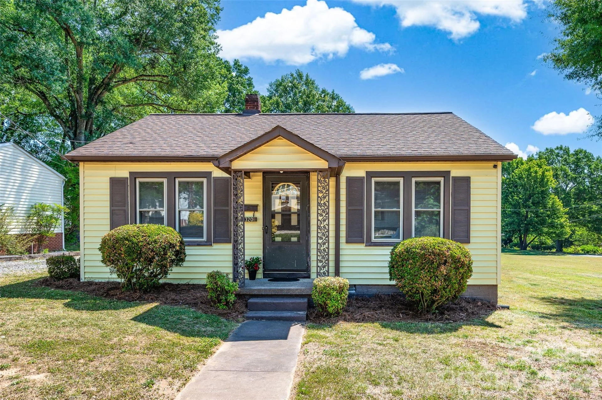 320 Cook Street - Photo 2