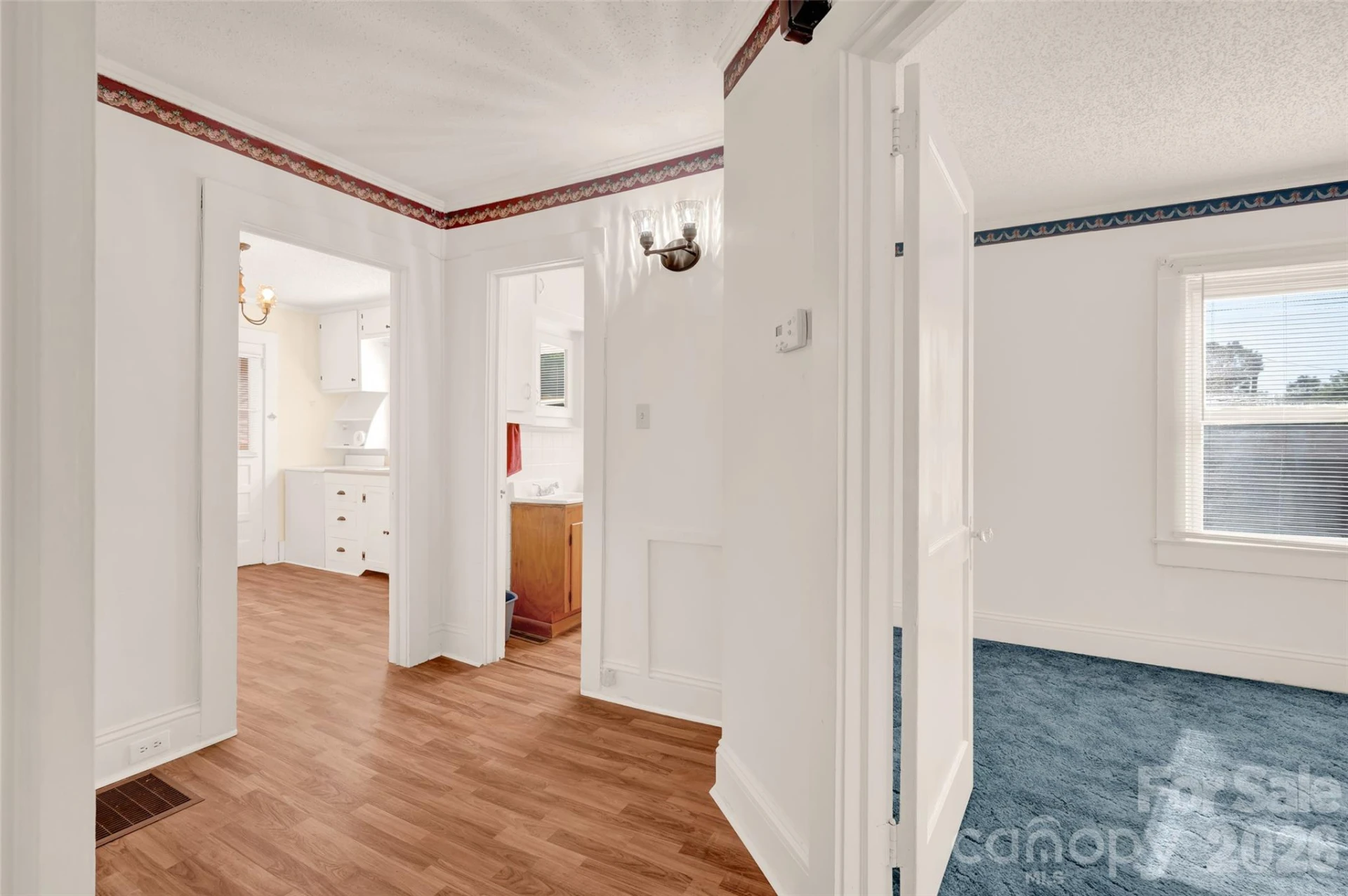320 Cook Street - Photo 11
