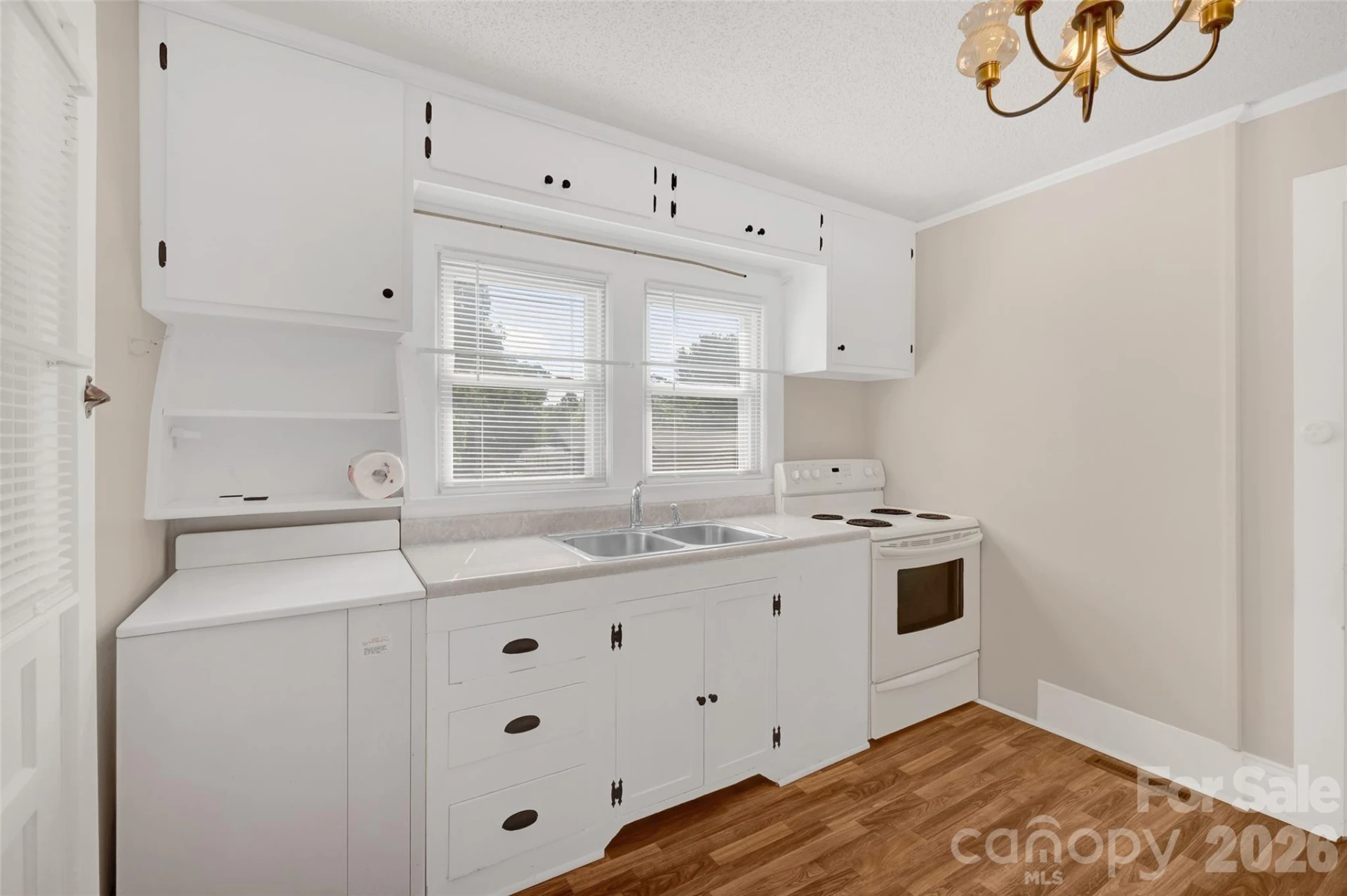 320 Cook Street - Photo 15