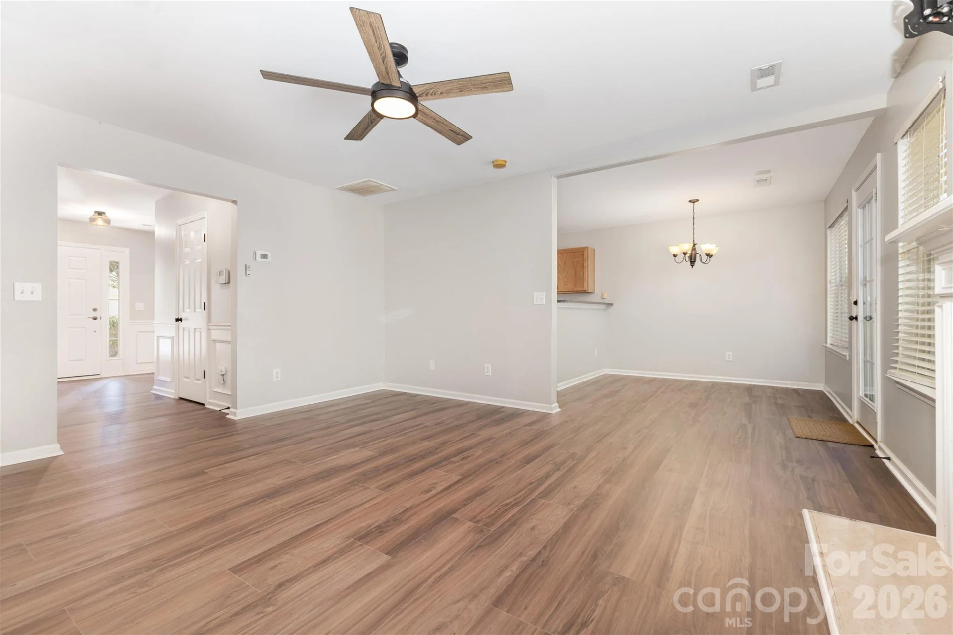 1535 Kingdom Way - Photo 11