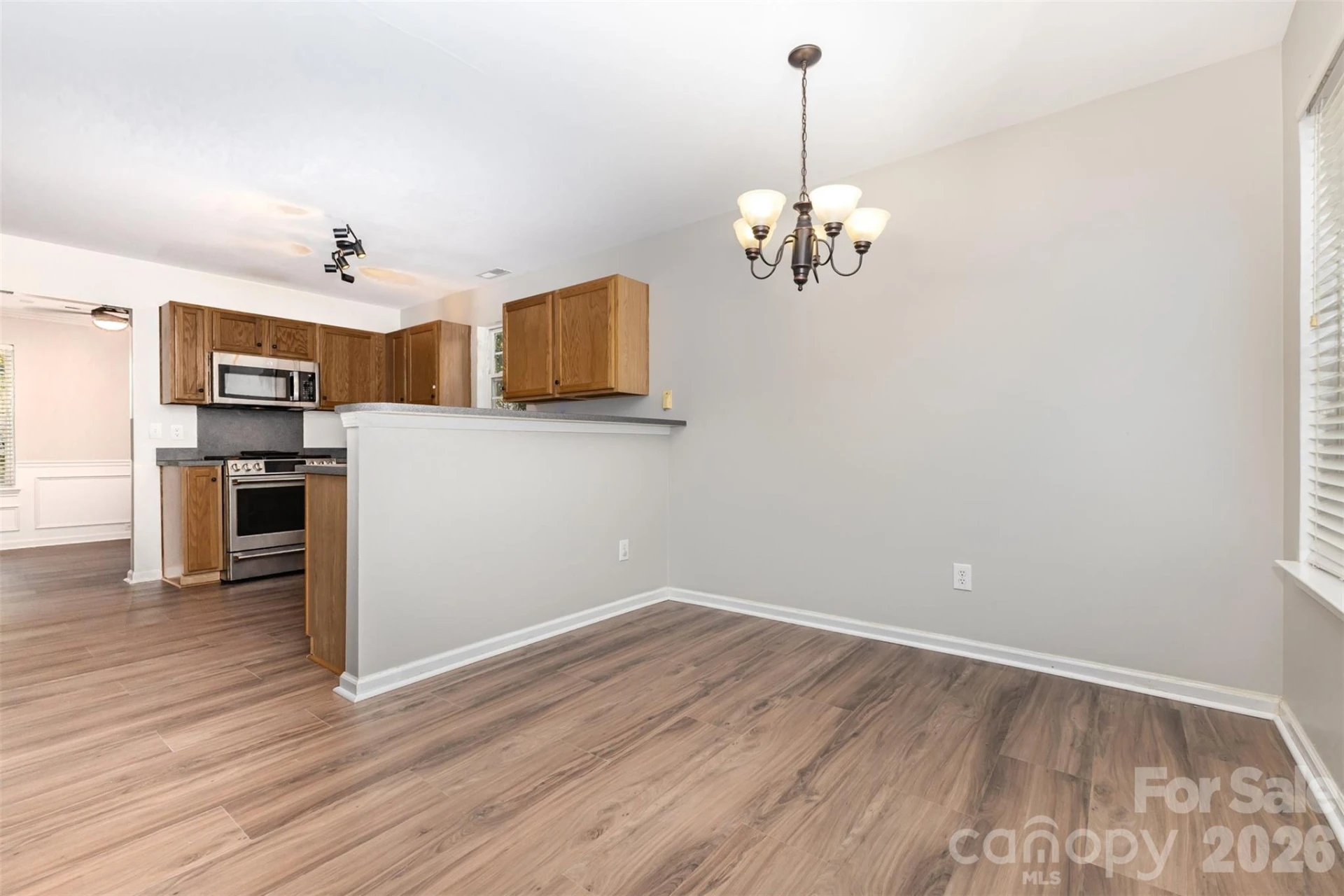 1535 Kingdom Way - Photo 12