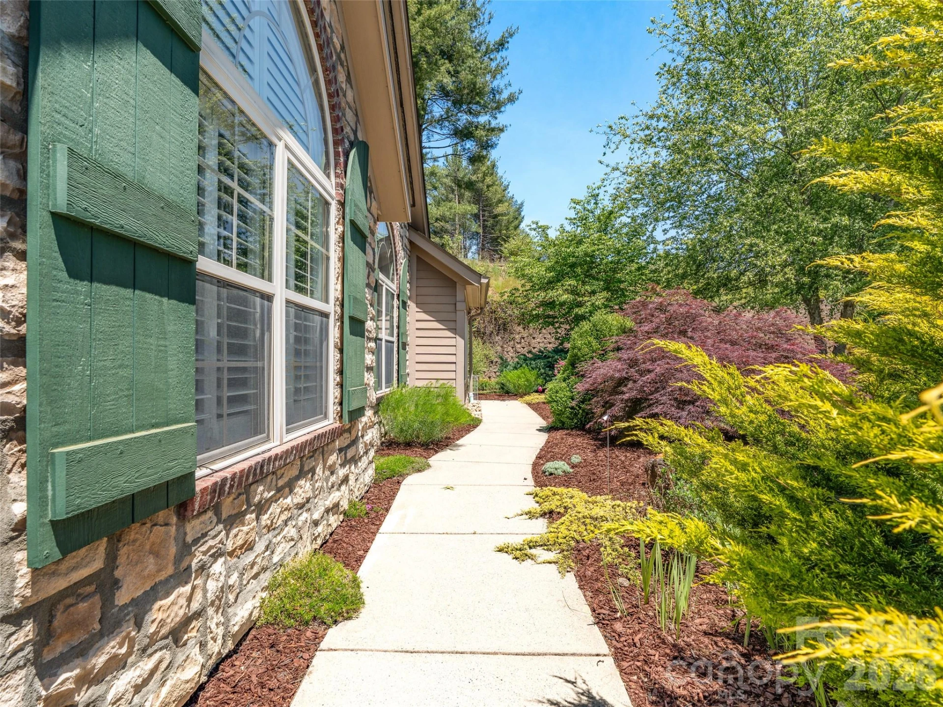 60 Mountain Meadow Circle #E2 - Photo 4