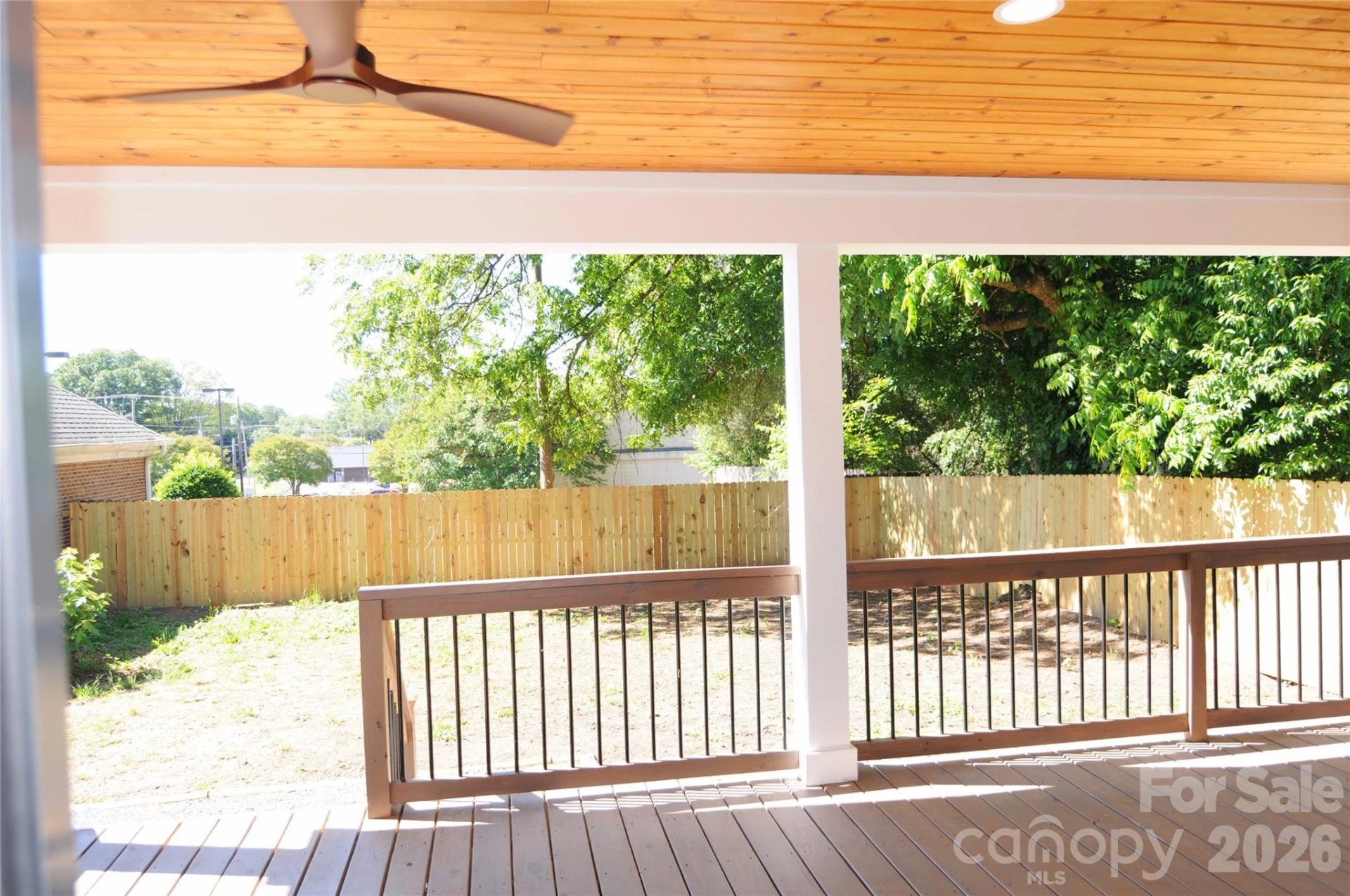 105 6th Avenue - Photo 22