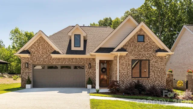 5124 Silver Trace Lane
